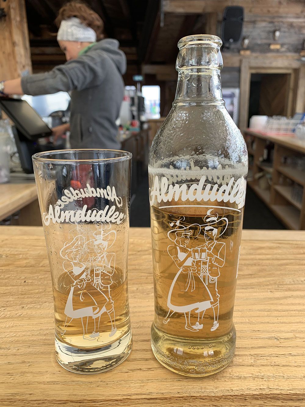 Esquiar en Kitzbühel - Bebida típica austriaca